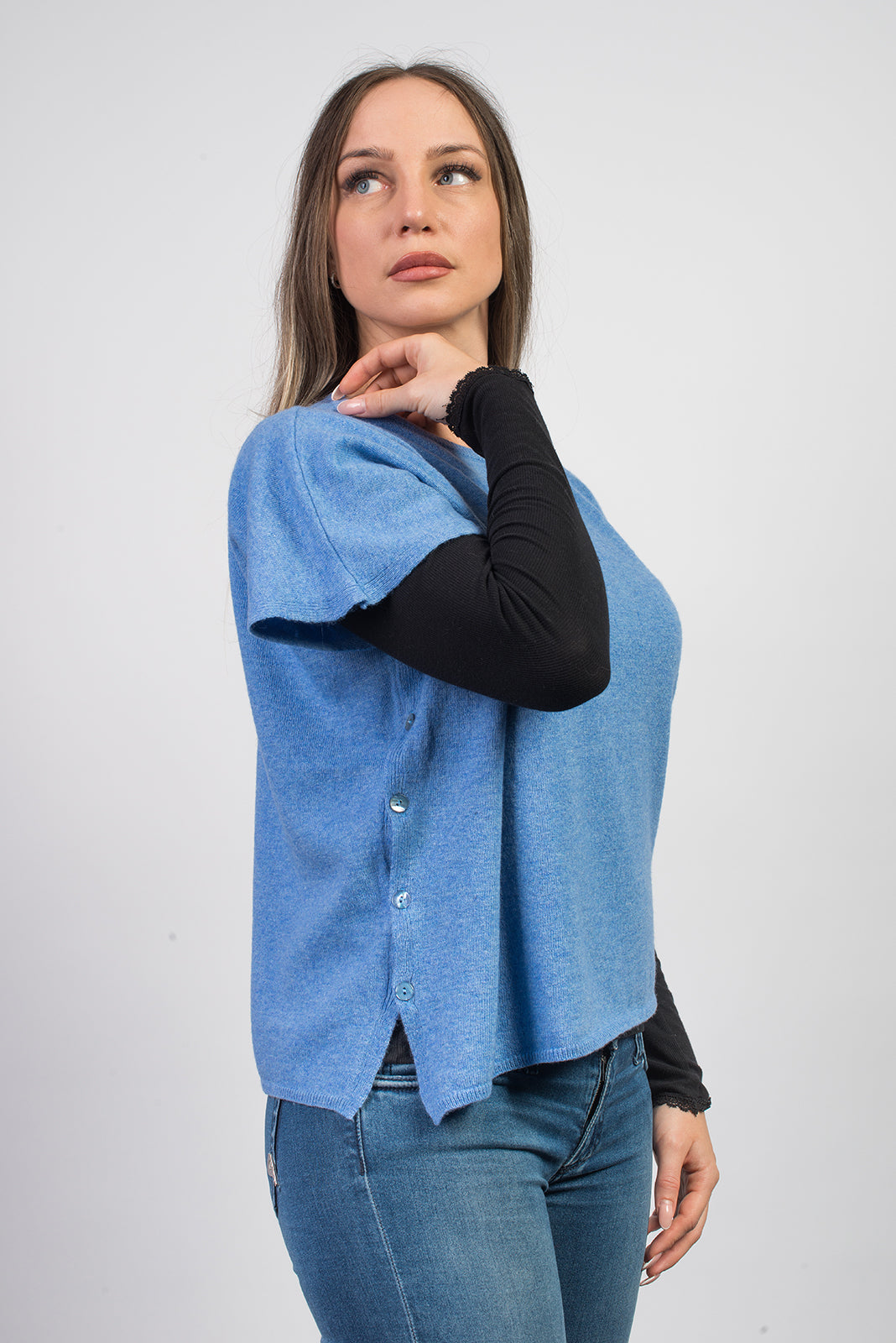 Light Blue Women's Buttoned Cashmere Blend Crewneck, view 4