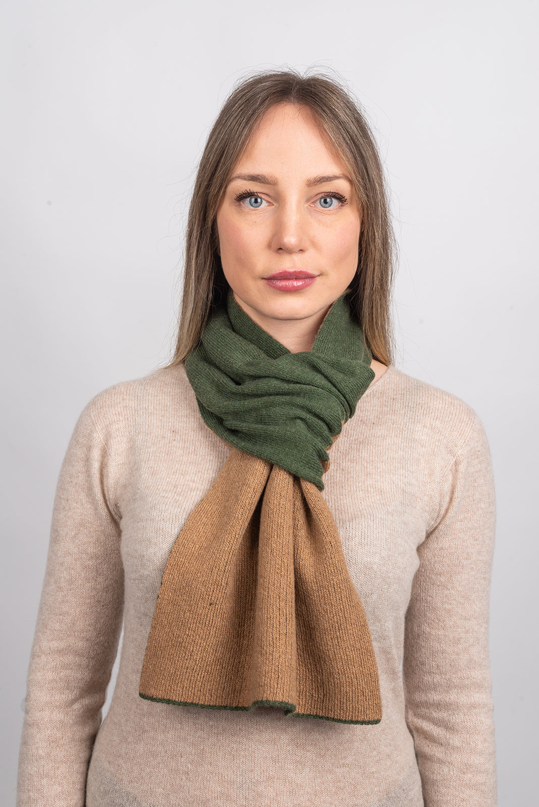 Women's Reversible Cashmere Blend Neck Warmer, view 14