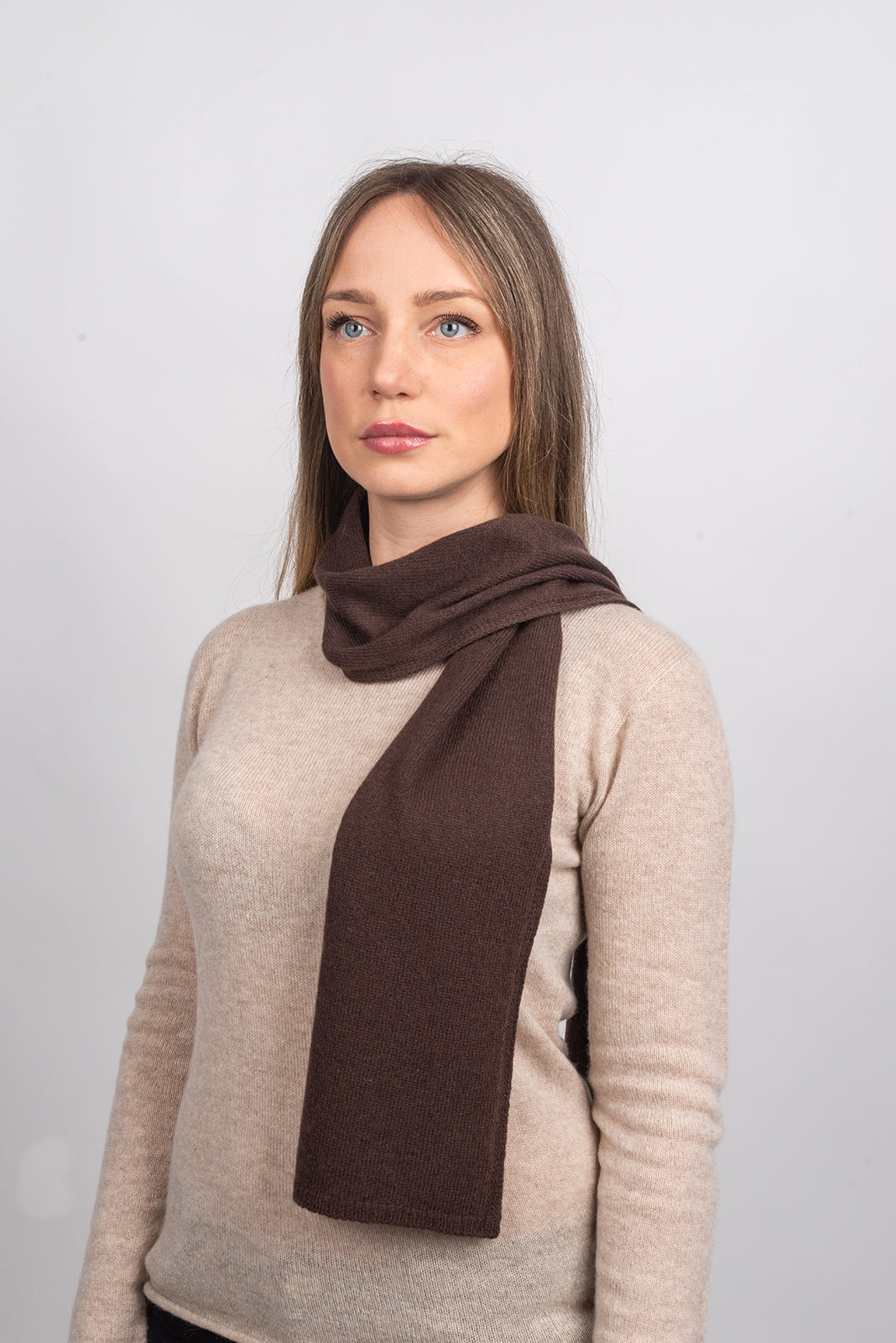 Brown Women's 100% Cashmere Skinny Scarf, view 2