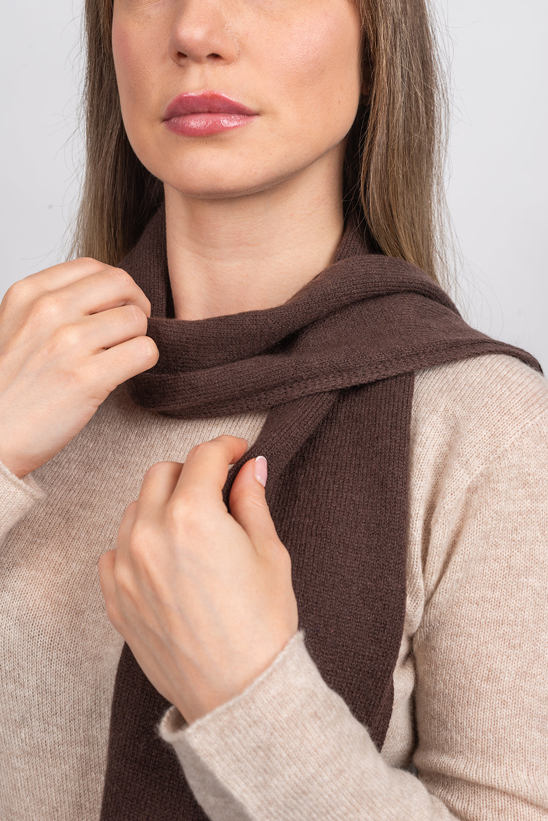 Brown Women's 100% Cashmere Skinny Scarf, view 4