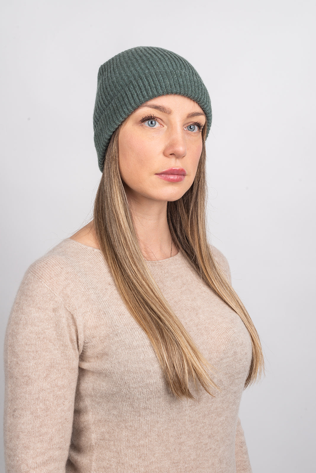 Sage Women's Fisherman's Rib 100% Cashmere Beanie, view 2