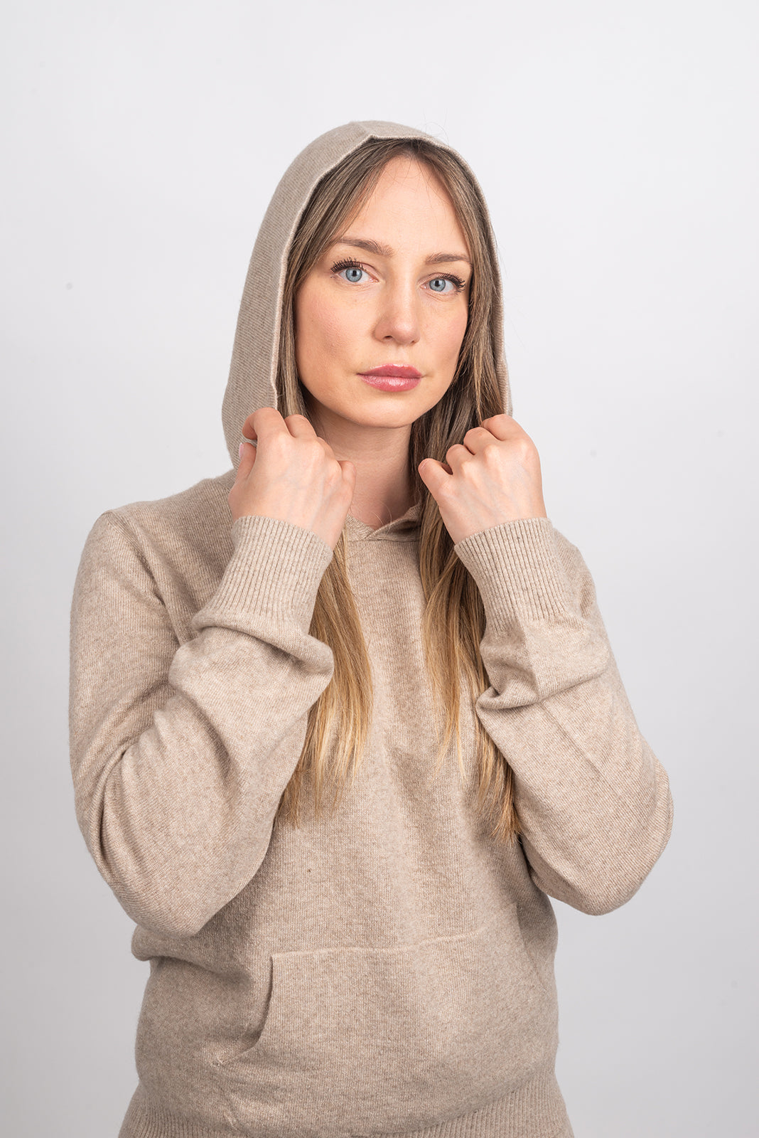 Beige Women's Hooded Cashmere Blend Sweatshirt, view 5
