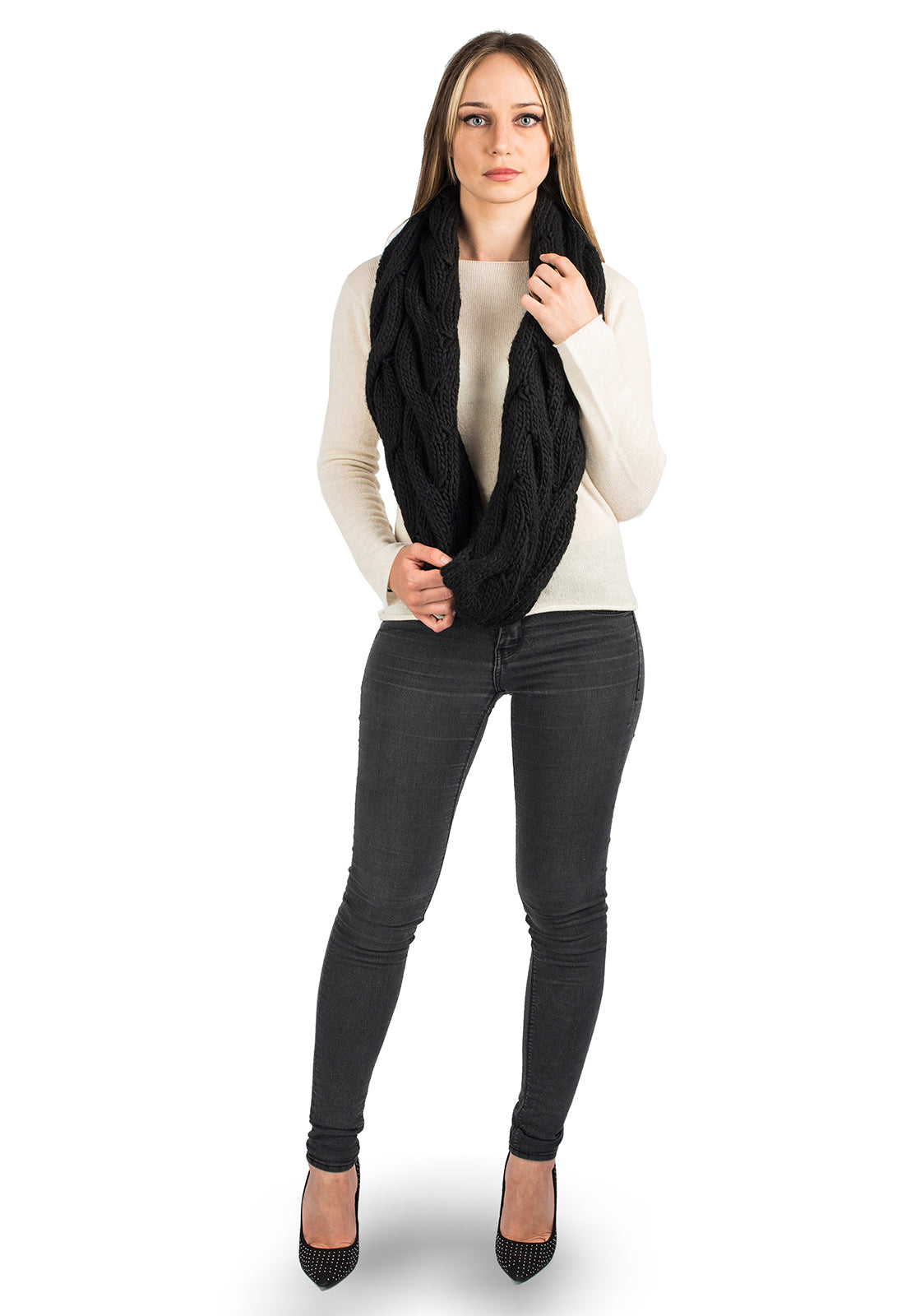 Black Cable-Knit Scarf