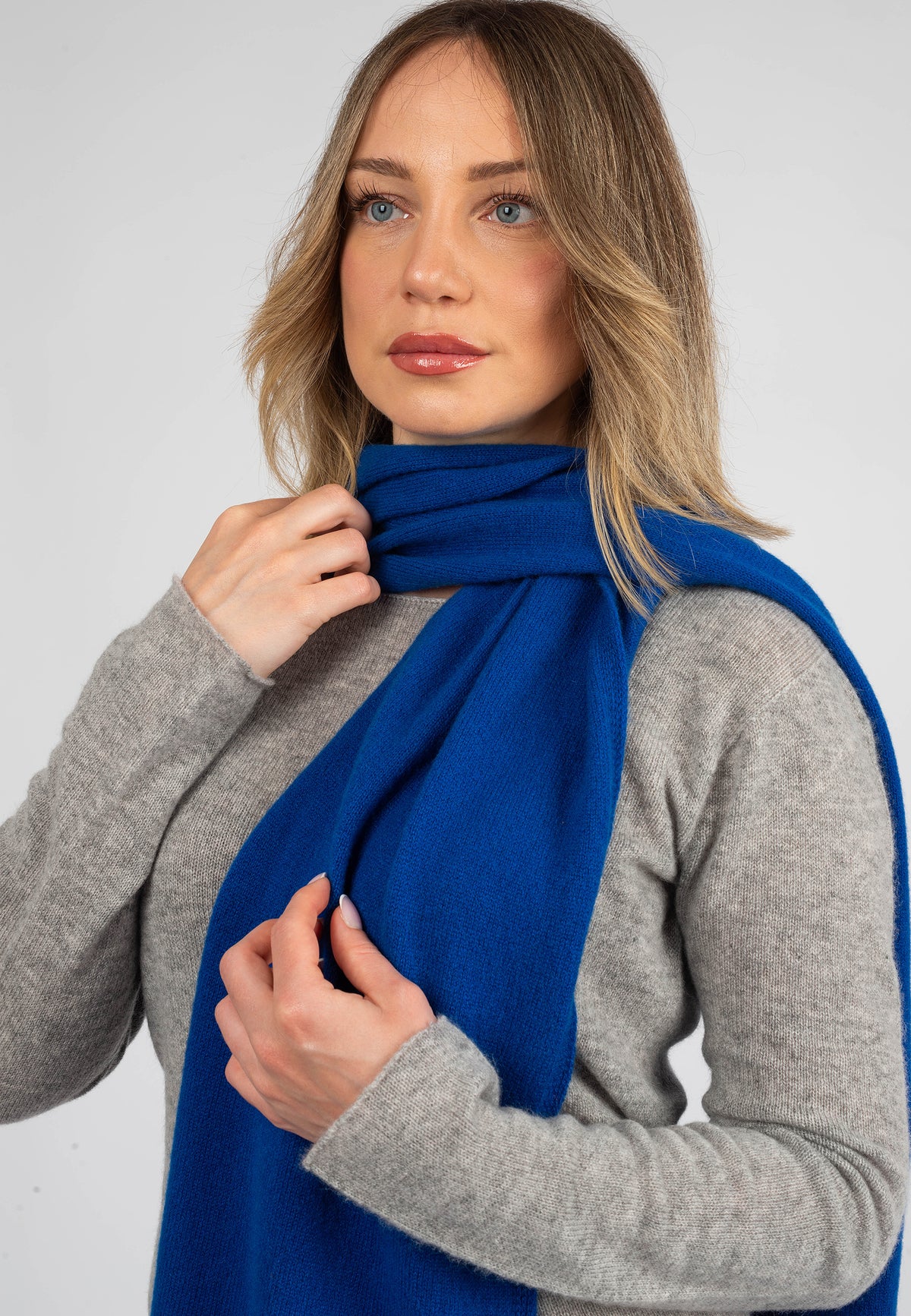 Electric Blue Women's Wide 100% Cashmere Scarf, view 4