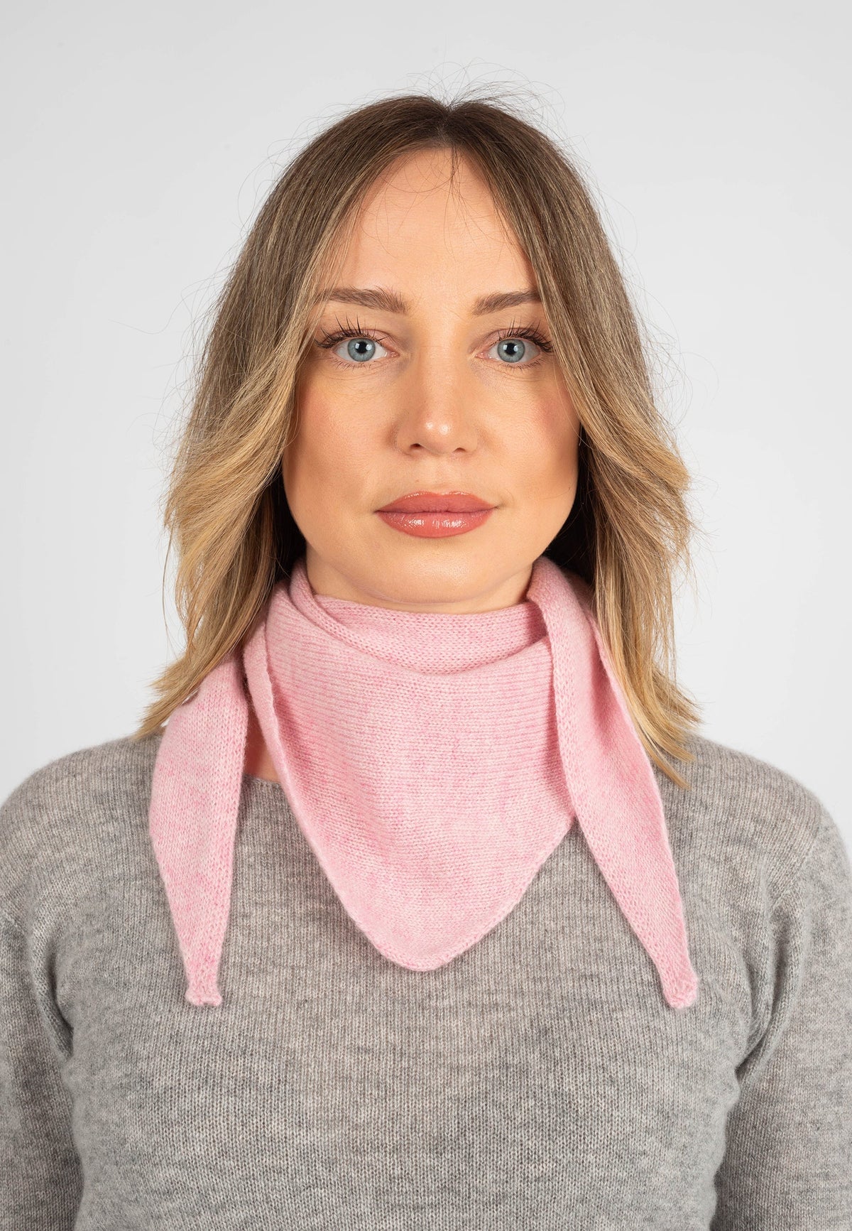 Women's 100% Cashmere Triangle Scarf, pink | Dalle Piane Cashmere