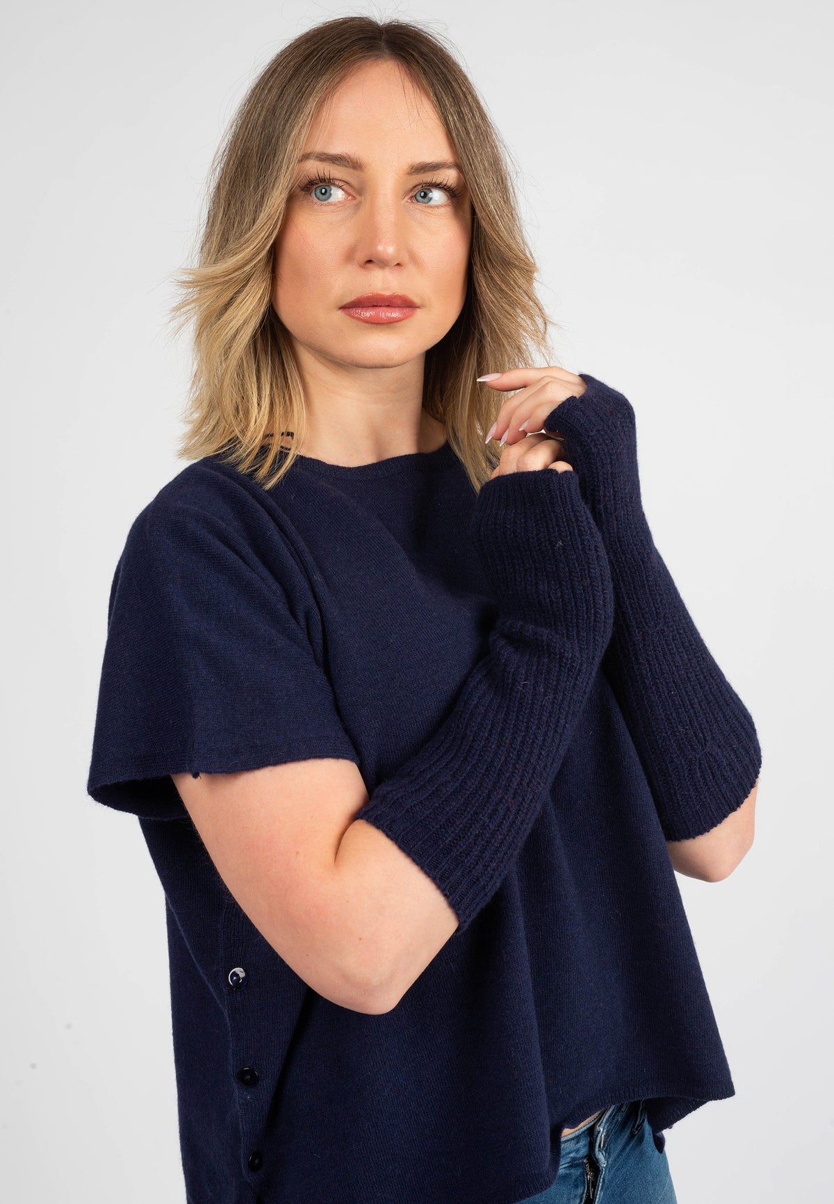 Women's Cashmere Blend Arm Warmers, blue | Dalle Piane Cashmere