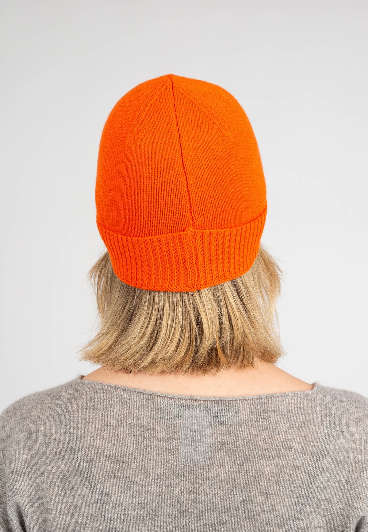 Women's Plain-Knit 100% Cashmere Beanie, orange | Dalle Piane Cashmere