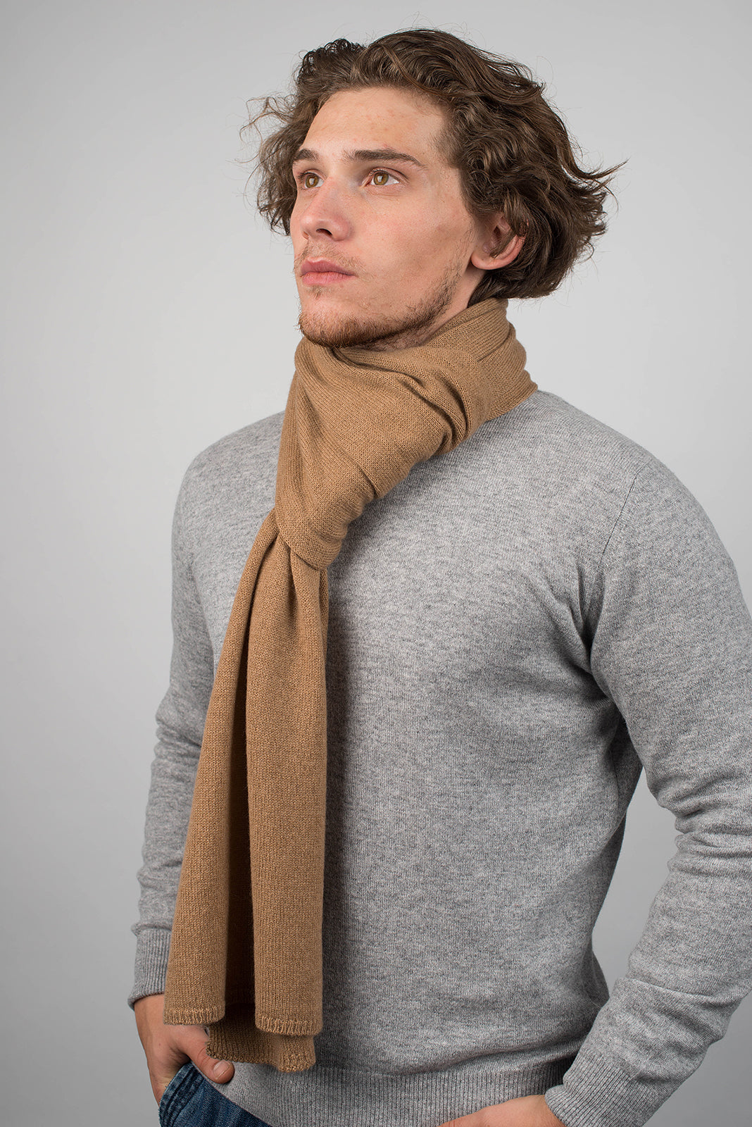 Camel Men's Wide 100% Cashmere Scarf, view 3