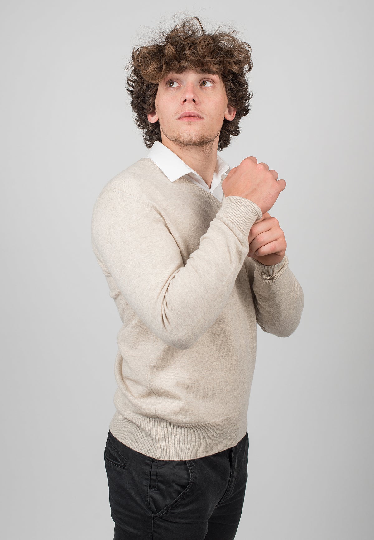 Beige Men's 100% Cashmere V-Neck, view 3