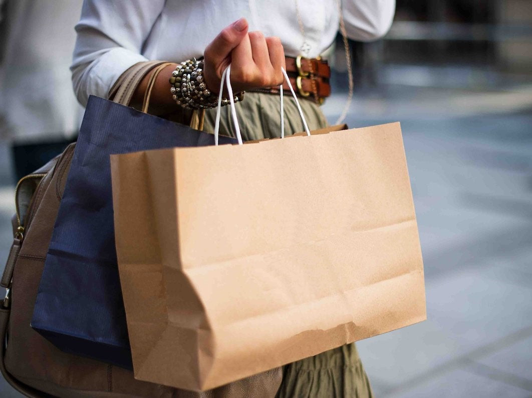 WINTER SALE 2021: Shopping Sprees Move Online
