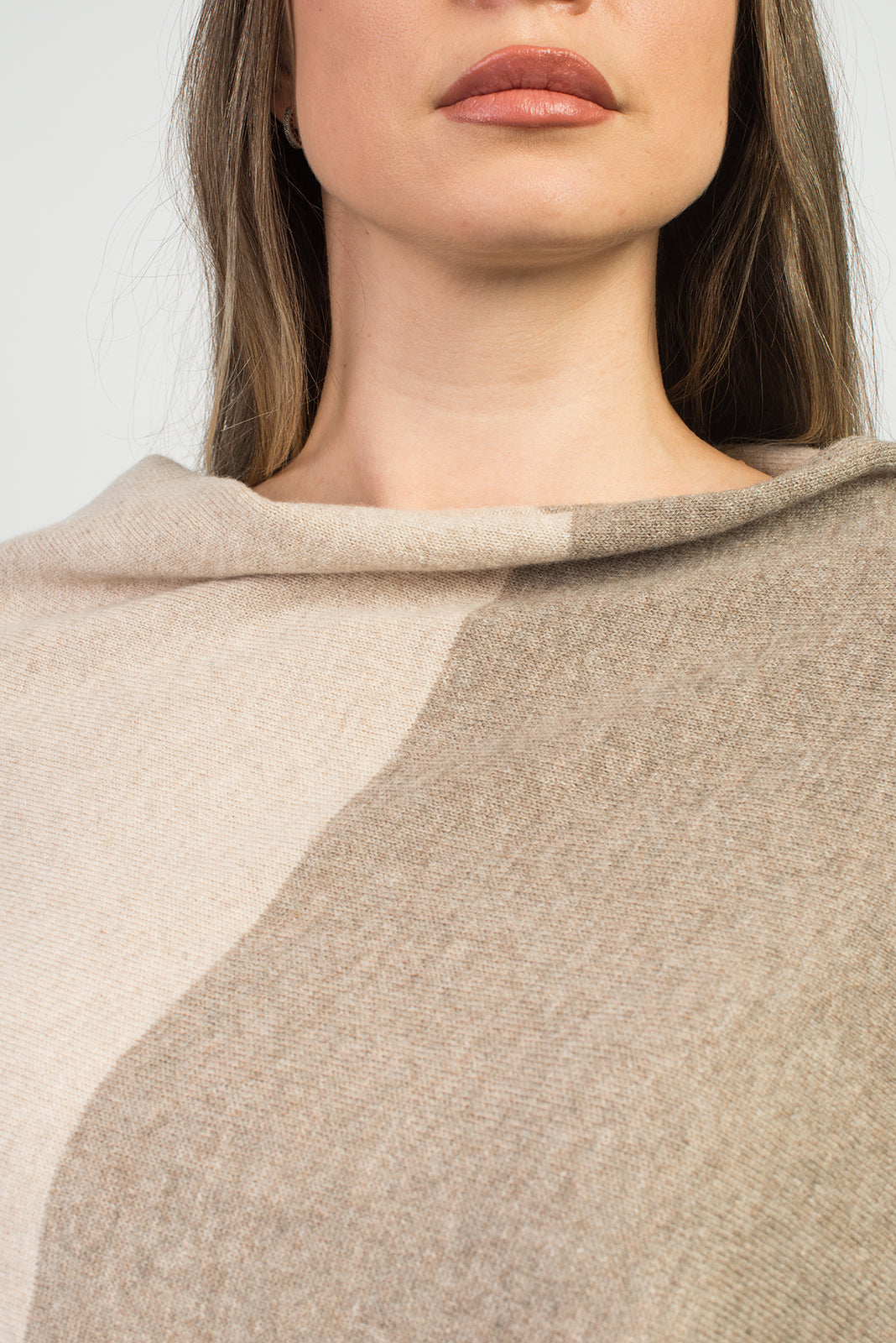 Mink-Beige Women's Two-Tone 100% Cashmere Wrap, view 4
