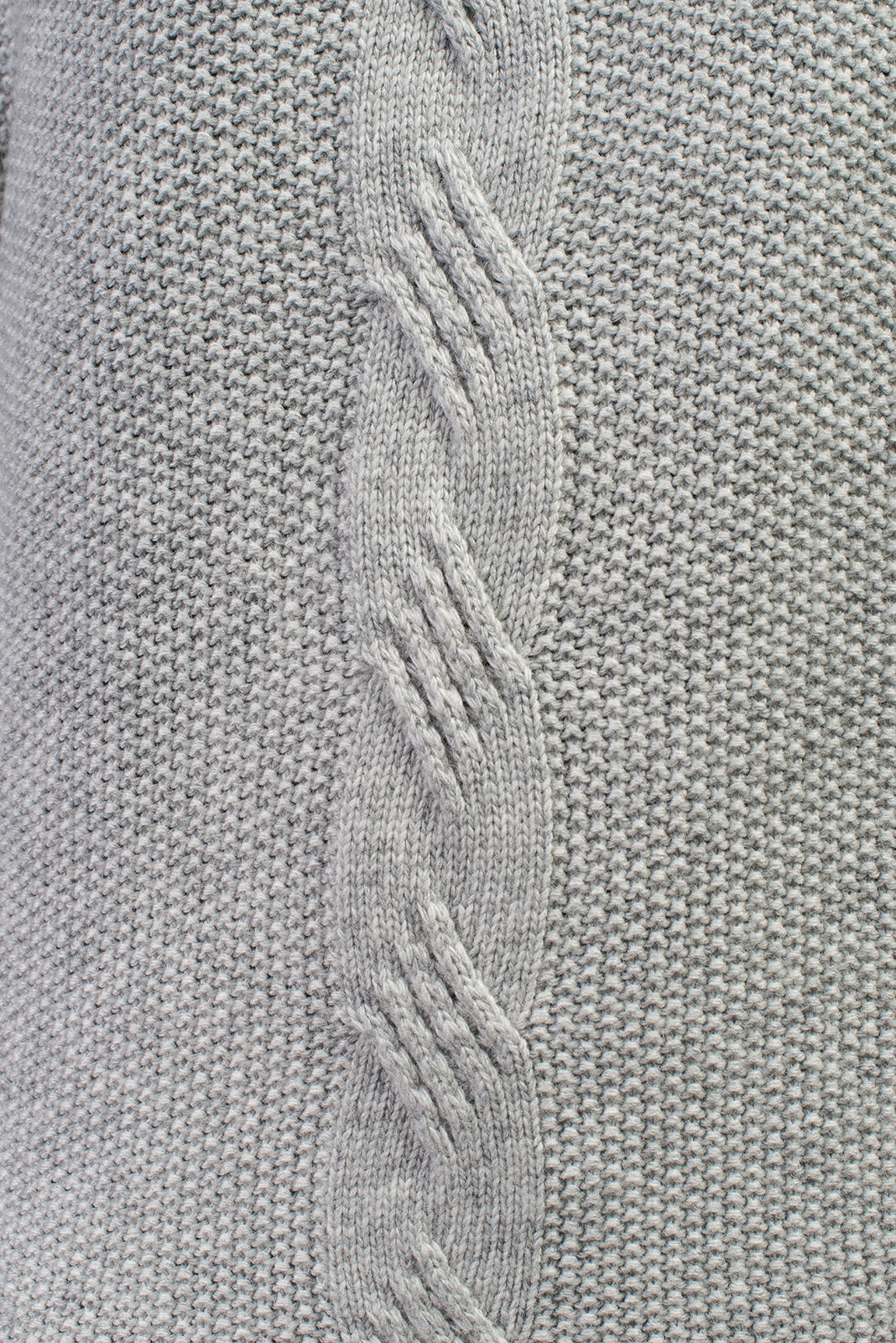 Gray Women's Cable-Knit Cashmere Blend Sweater, view 4