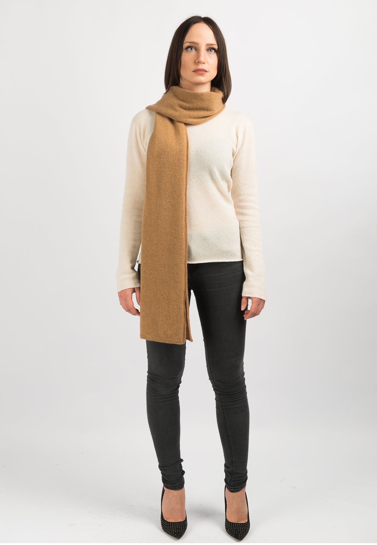 Camel Women's Wide 100% Cashmere Scarf, view 2