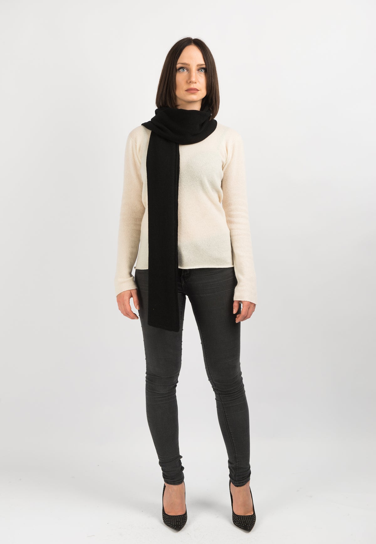 Black Women's Wide 100% Cashmere Scarf, view 3