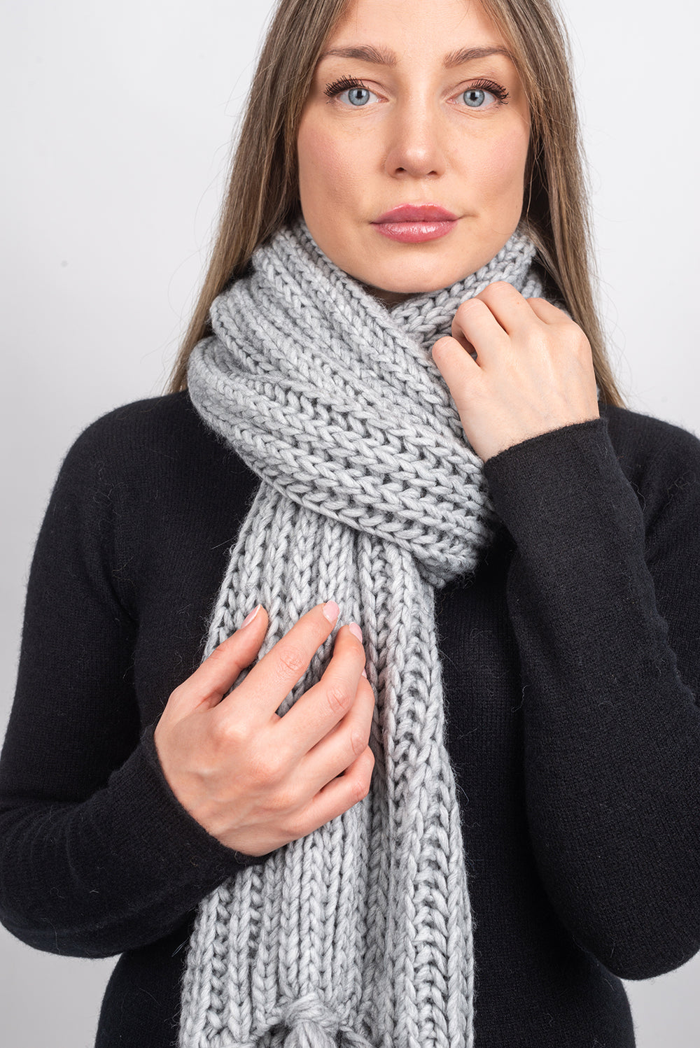 English rib knit scarf with fringes– Dalle Piane Cashmere UK