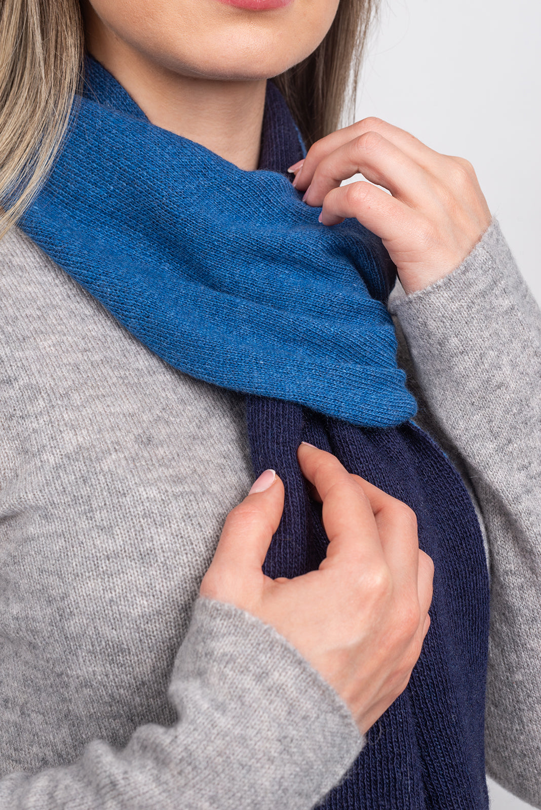 Women's Reversible Cashmere Blend Neck Warmer, view 6
