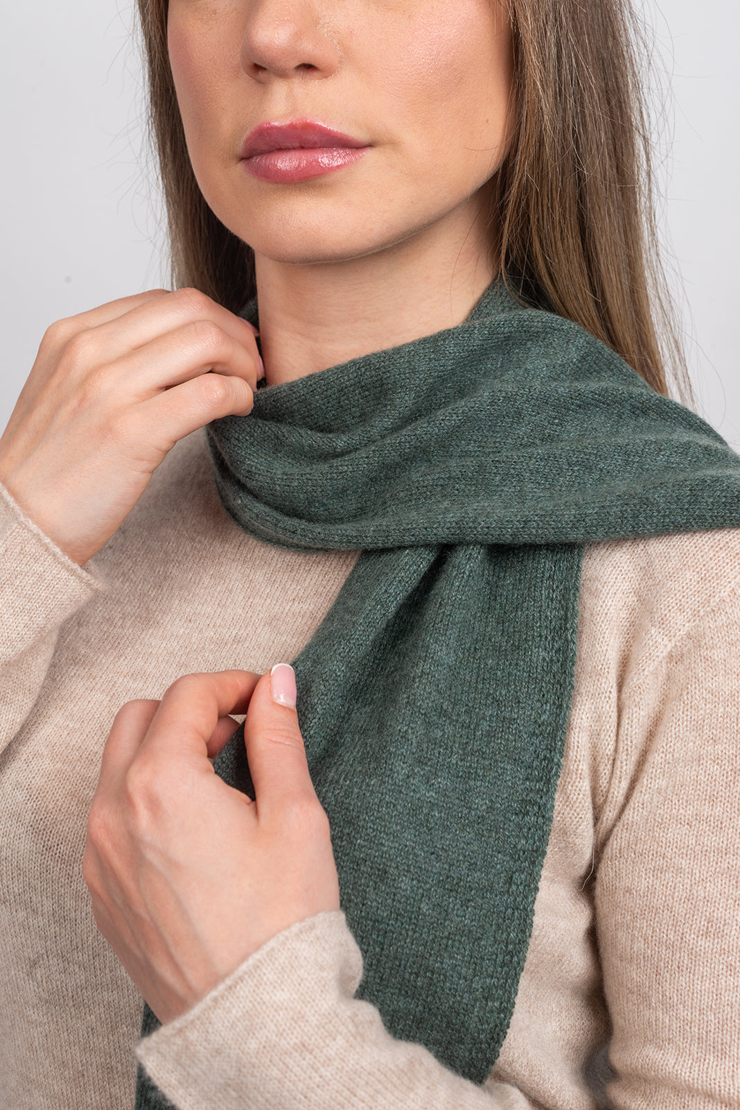 Sage Women's 100% Cashmere Skinny Scarf, view 4
