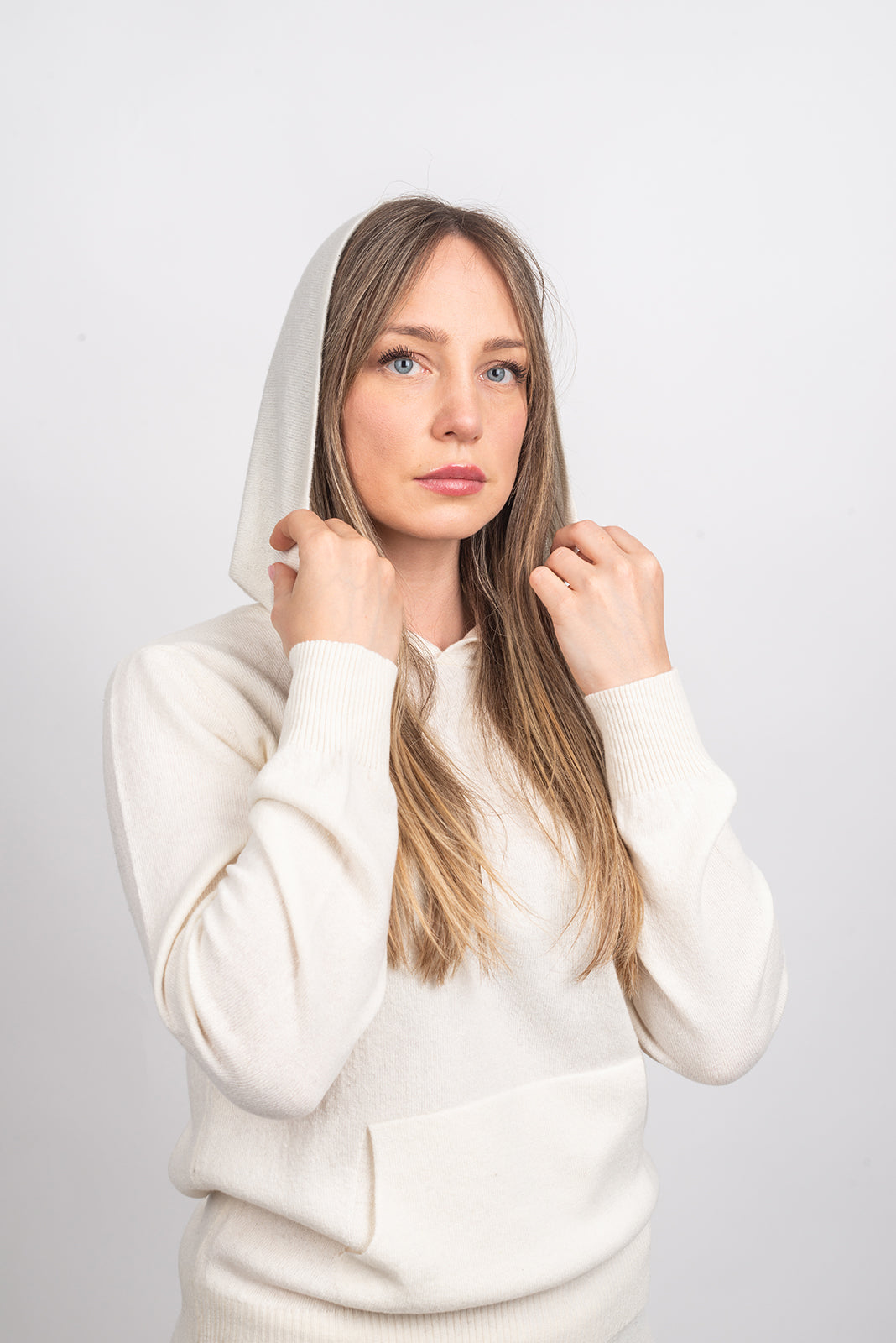 Women's Hooded Cashmere Blend Sweatshirt, view 20
