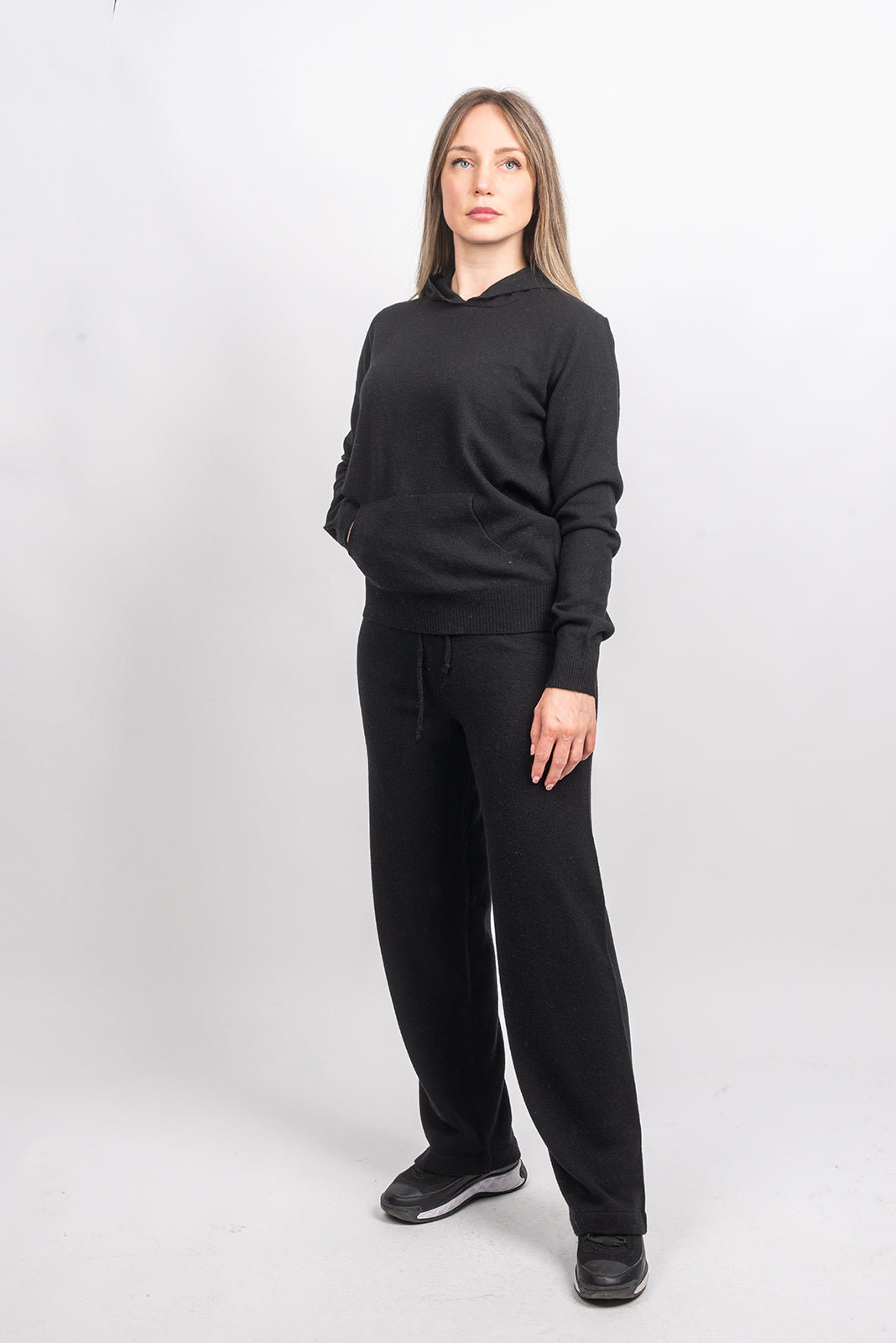 Black Women's Cashmere Blend Pants, view 2