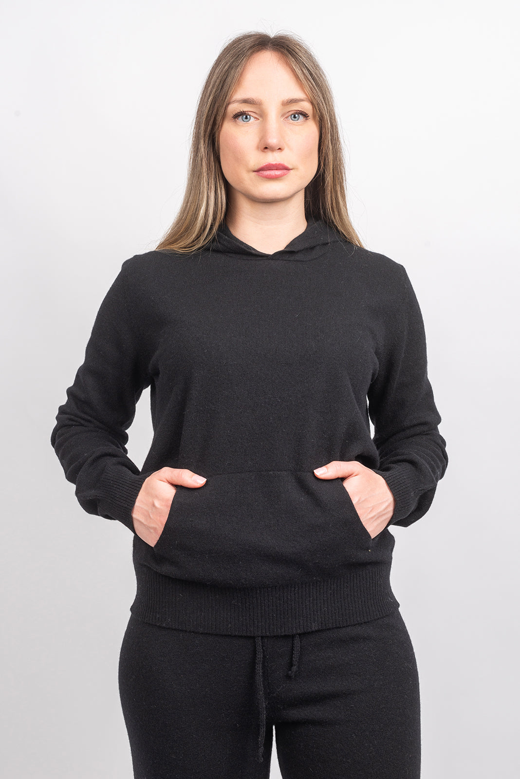 Black Women's Hooded Cashmere Blend Sweatshirt, view 2