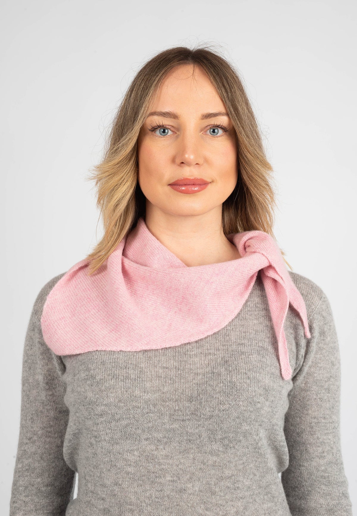 Women's 100% Cashmere Triangle Scarf, pink | Dalle Piane Cashmere
