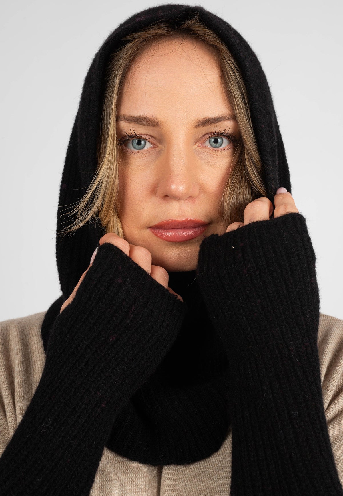 Cashmere Blend Balaclava, black | Dalle Piane Cashmere