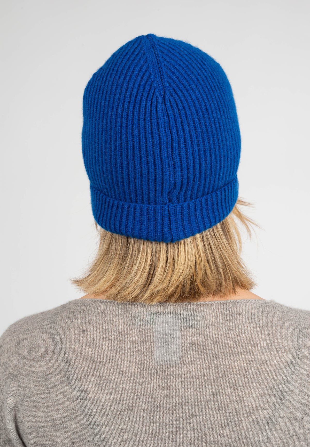 Electric Blue Women's Fisherman's Rib 100% Cashmere Beanie, view 3