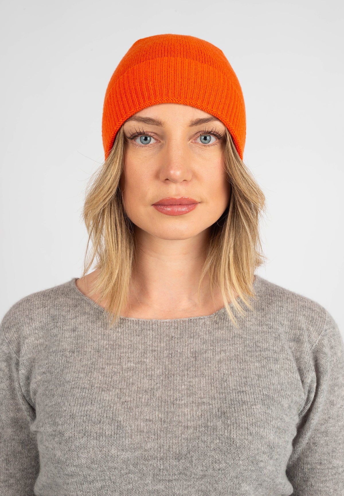 Women's Plain-Knit 100% Cashmere Beanie, orange | Dalle Piane Cashmere