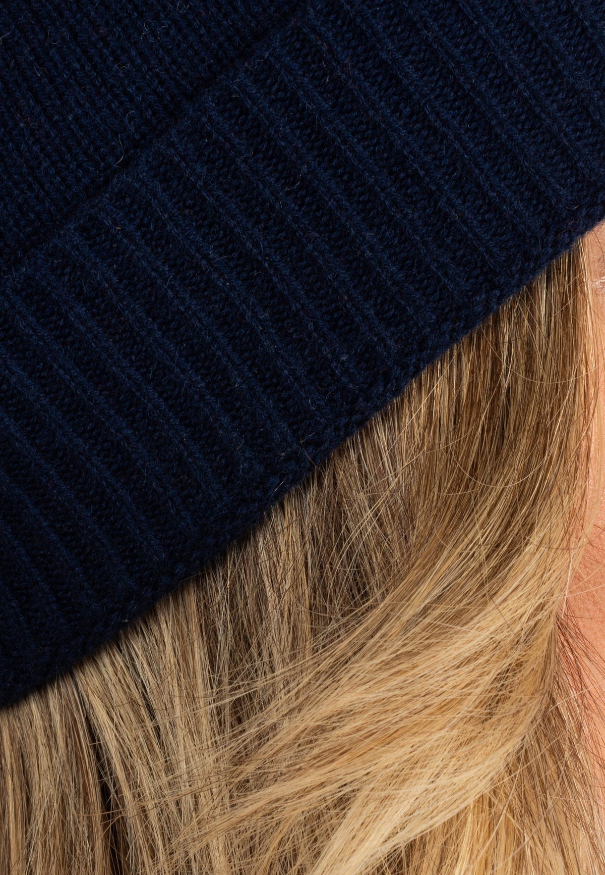 Women's Plain-Knit 100% Cashmere Beanie, blue | Dalle Piane Cashmere