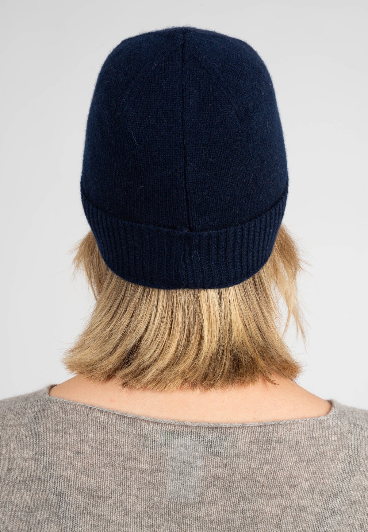 Women's Plain-Knit 100% Cashmere Beanie, blue | Dalle Piane Cashmere