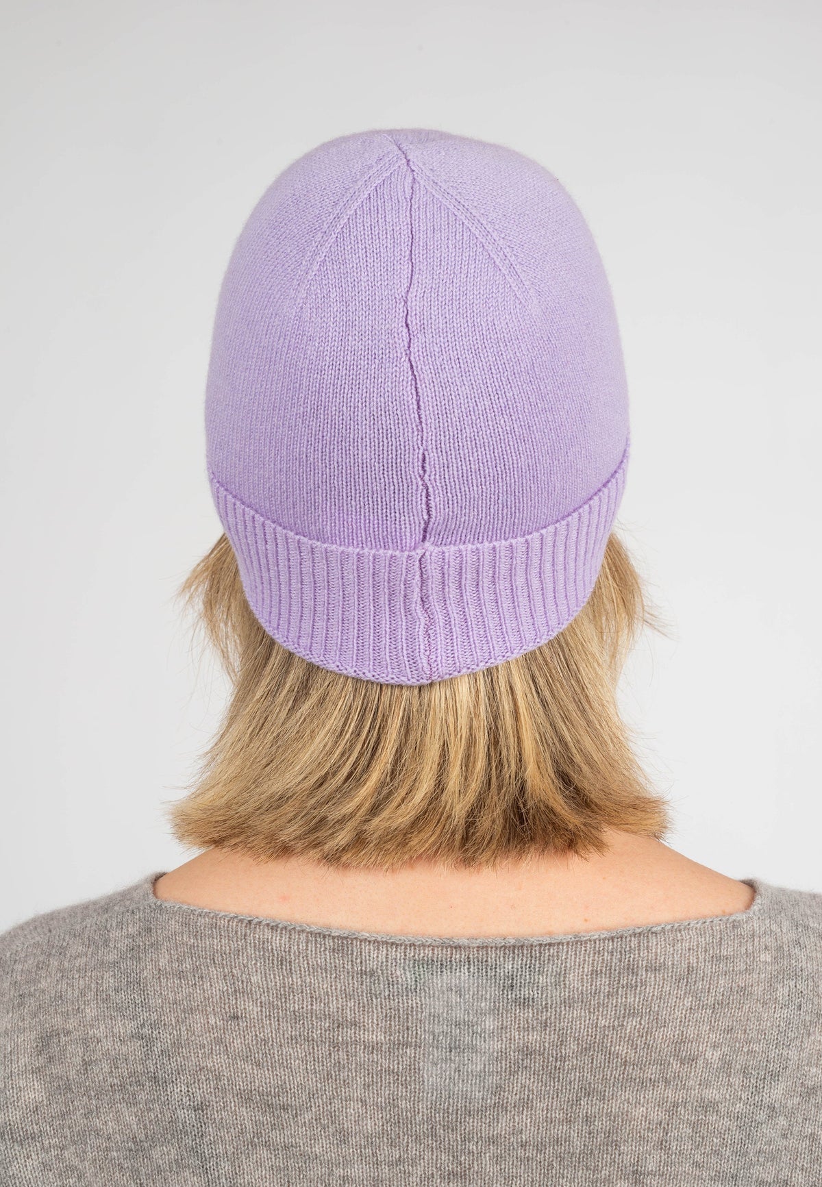 Women's Plain-Knit 100% Cashmere Beanie, lilac | Dalle Piane Cashmere