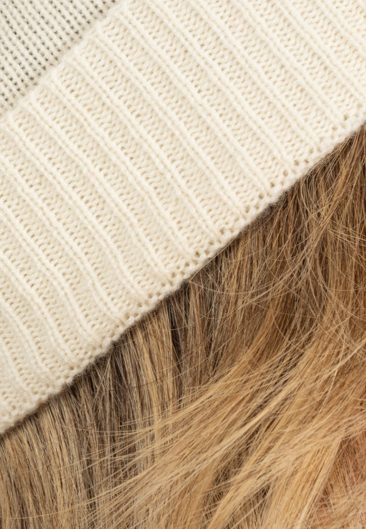 Women's Plain-Knit 100% Cashmere Beanie, cream | Dalle Piane Cashmere