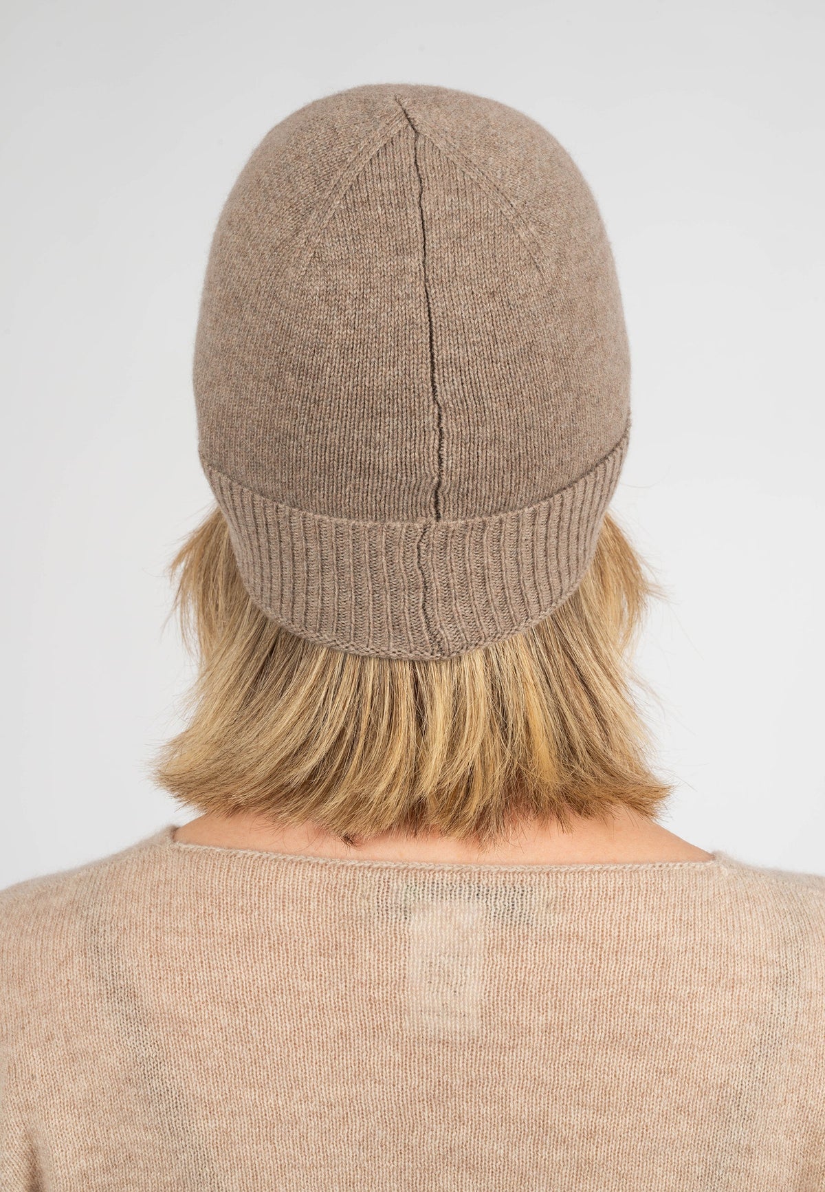 Women's Plain-Knit 100% Cashmere Beanie, mink | Dalle Piane Cashmere