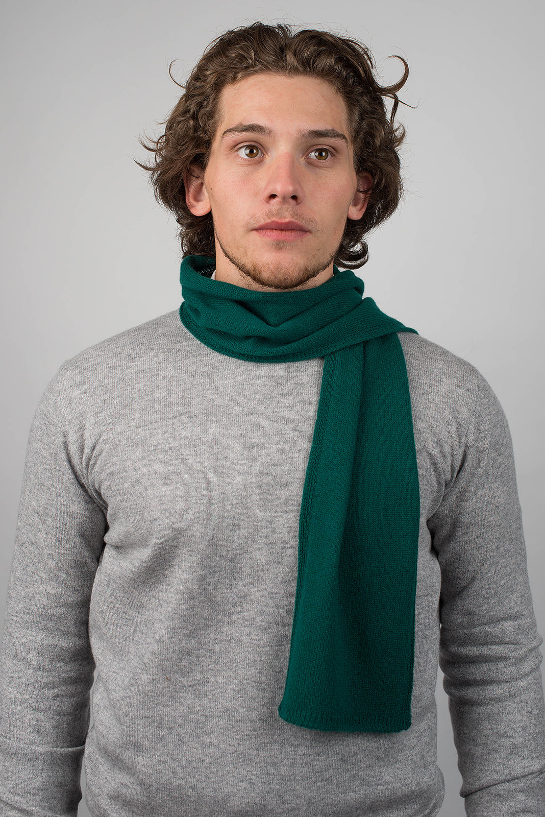 Green Men's 100% Cashmere Skinny Scarf, view 2