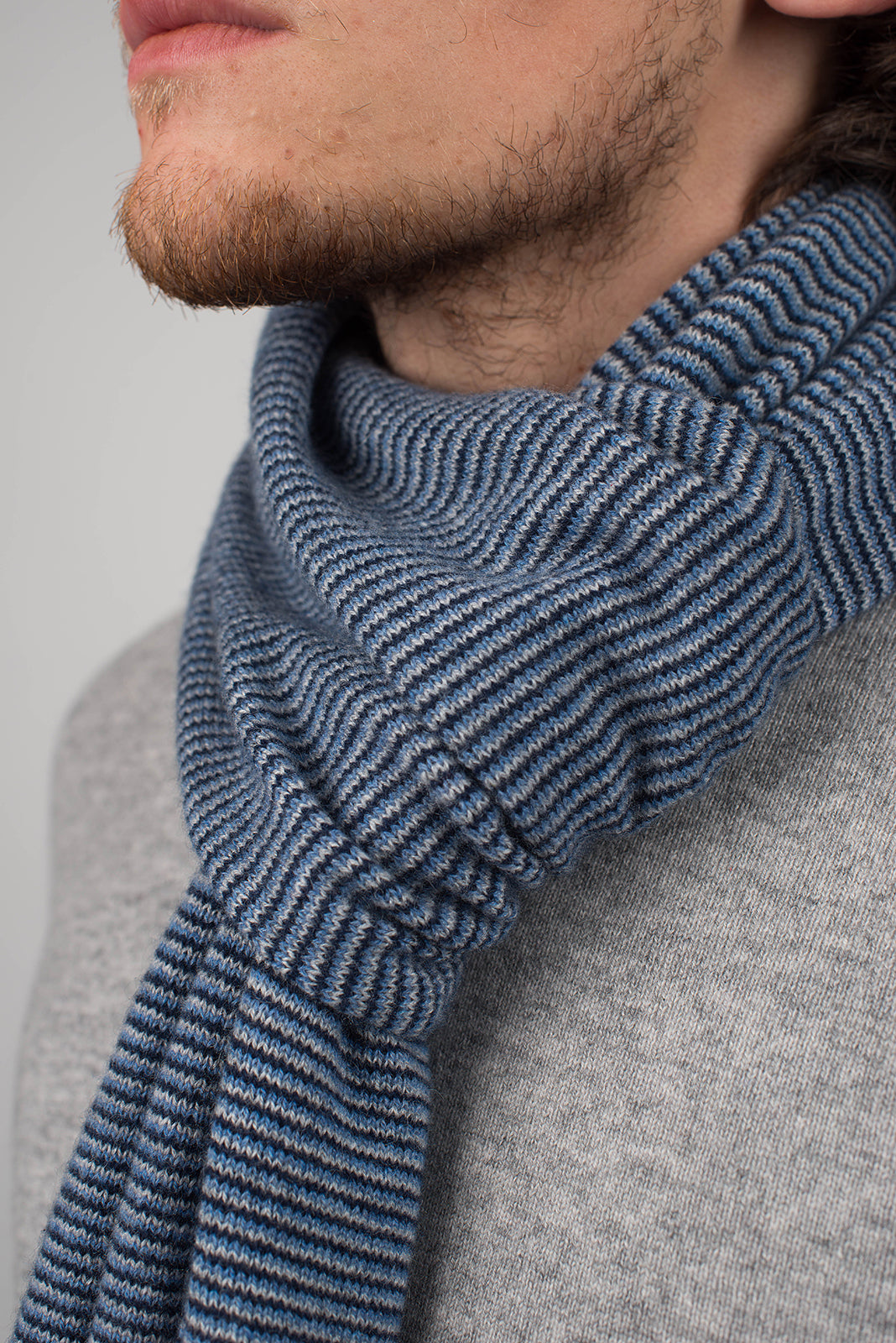 Blue-Light Blue-Sky Men's Striped 100% Cashmere Scarf, view 4