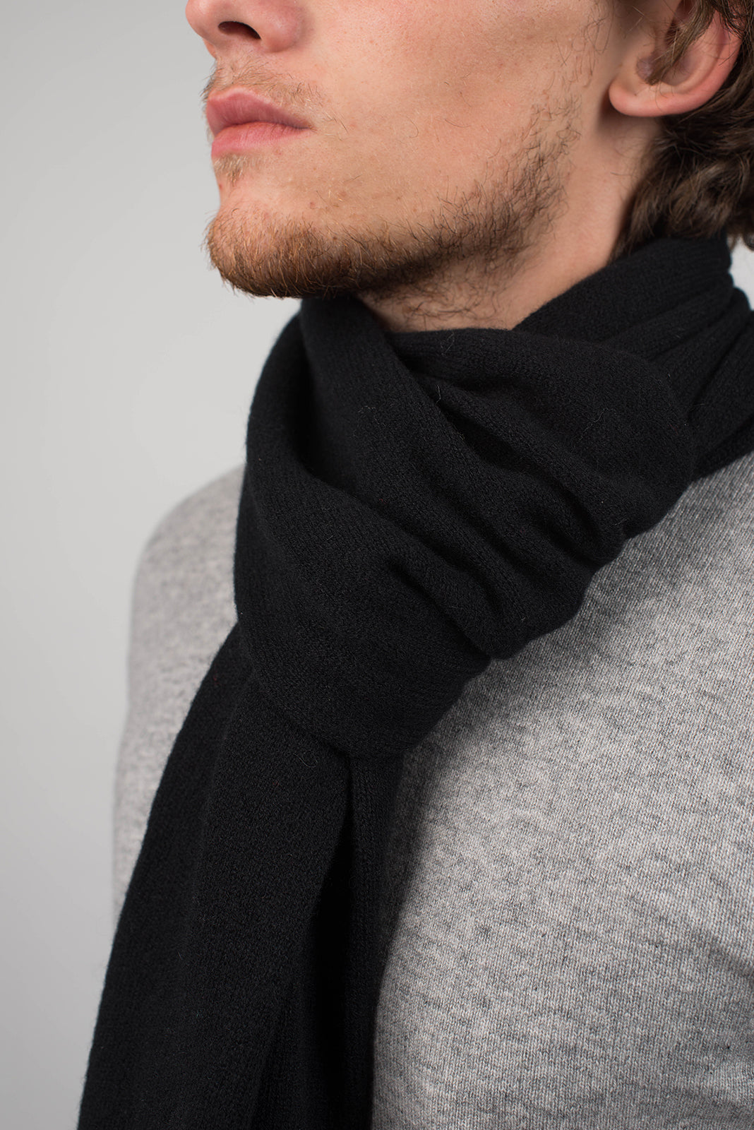Black Men's Wide 100% Cashmere Scarf, view 4