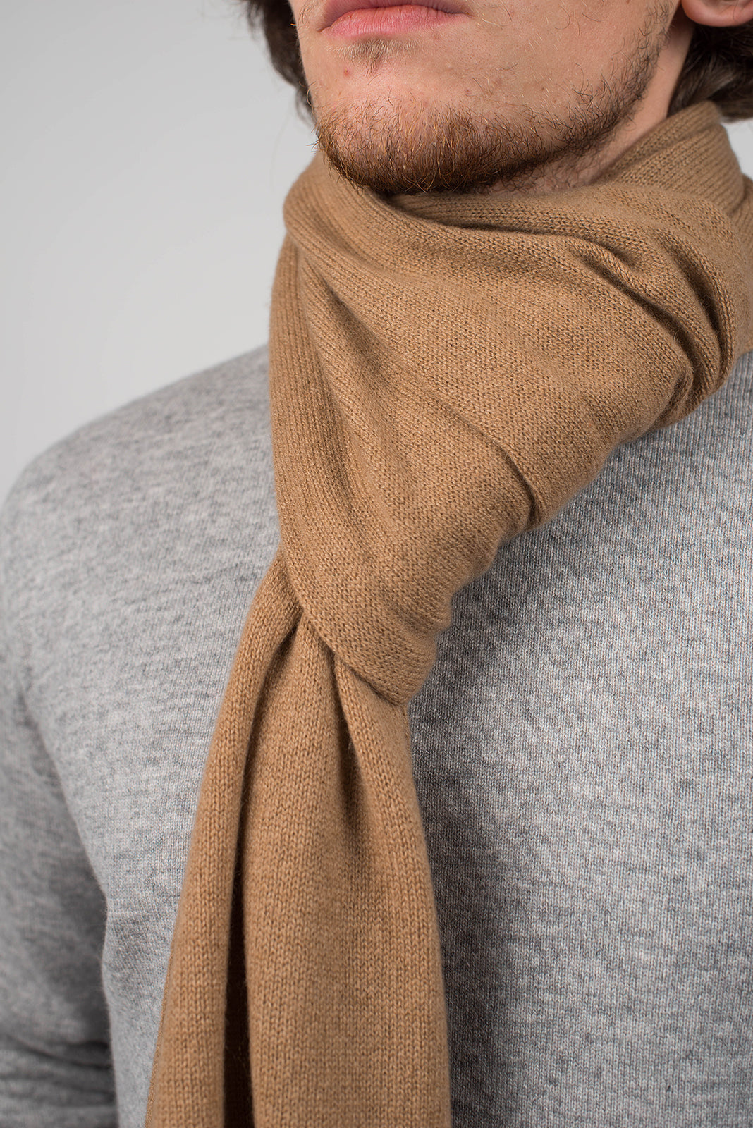 Camel Men's Wide 100% Cashmere Scarf, view 4