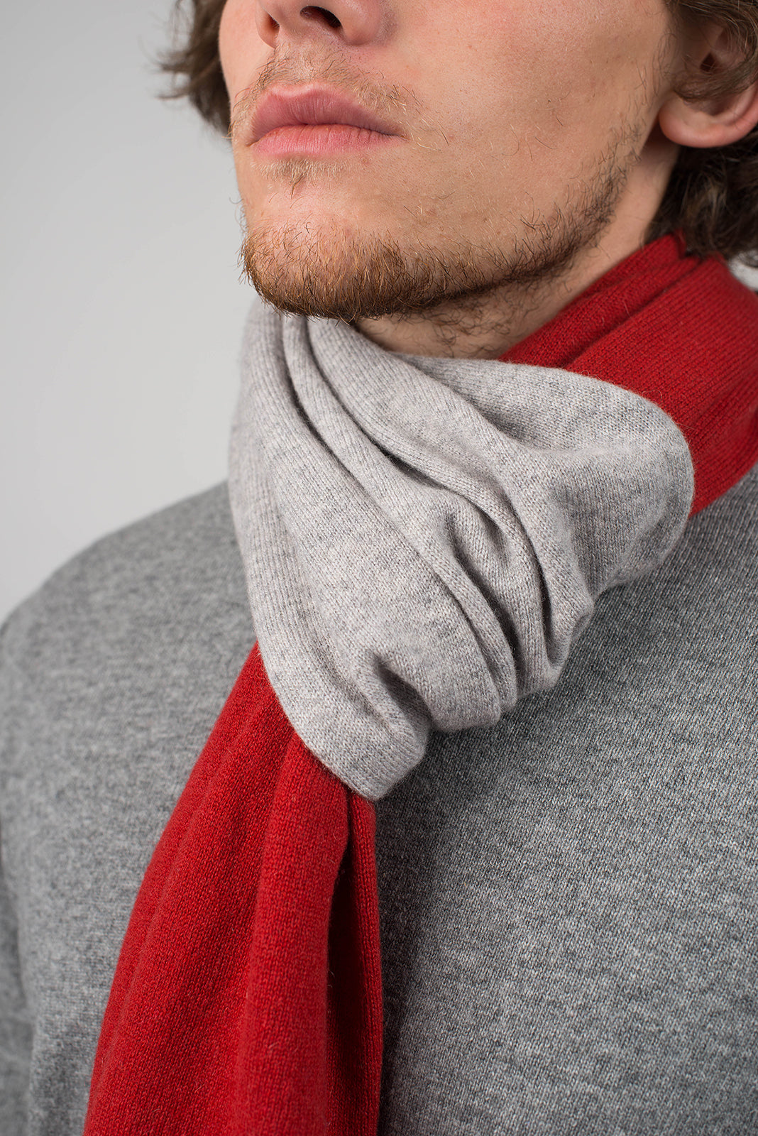 Red-Gray Men's Two-Tone 100% Cashmere Scarf, view 4