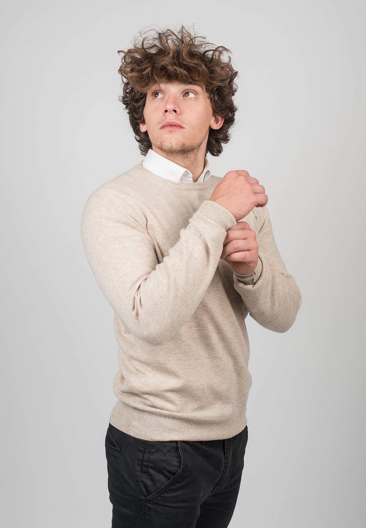 Beige Men's 100% Cashmere Crewneck, view 3
