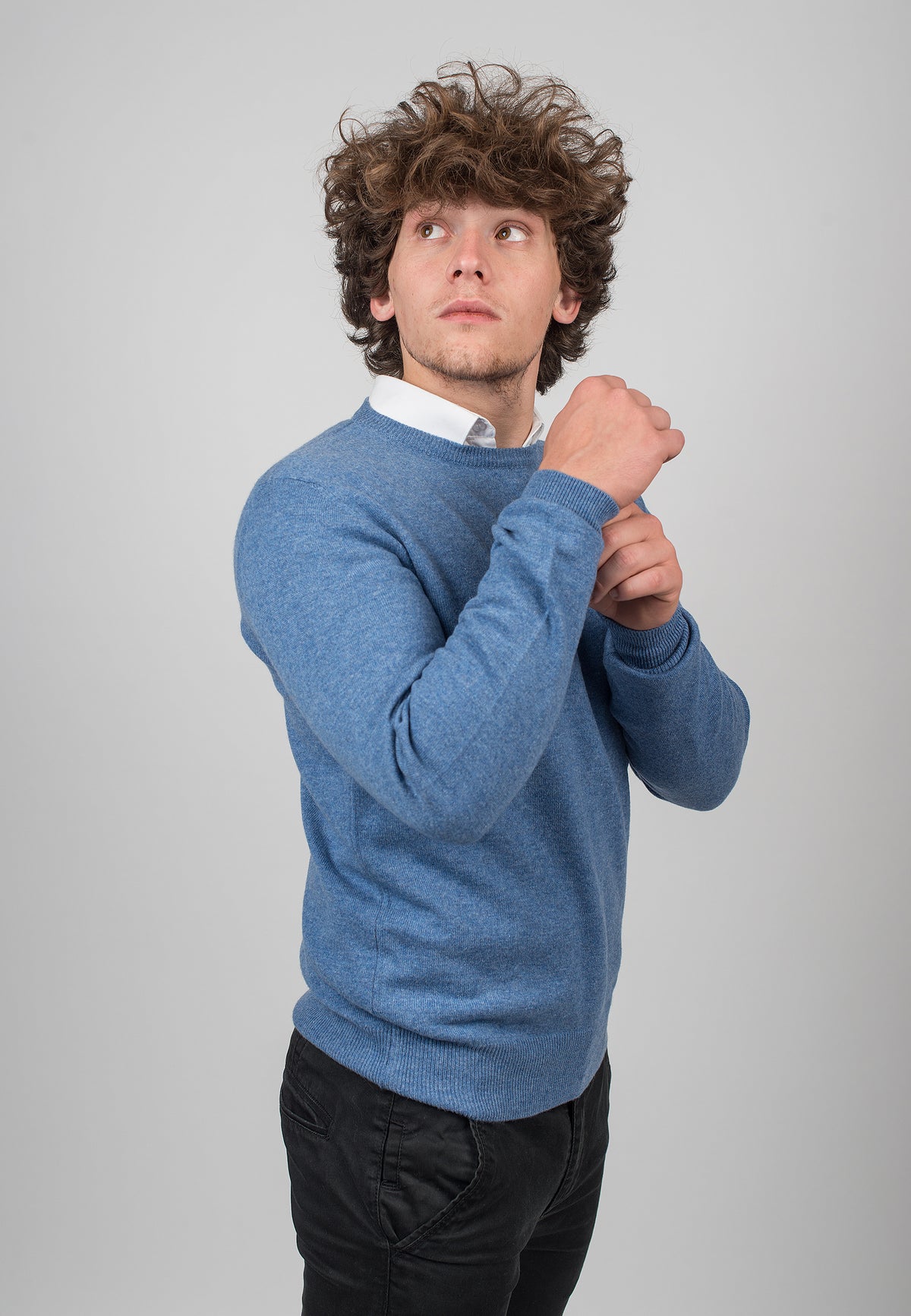 Light Blue Men's 100% Cashmere Crewneck, view 3