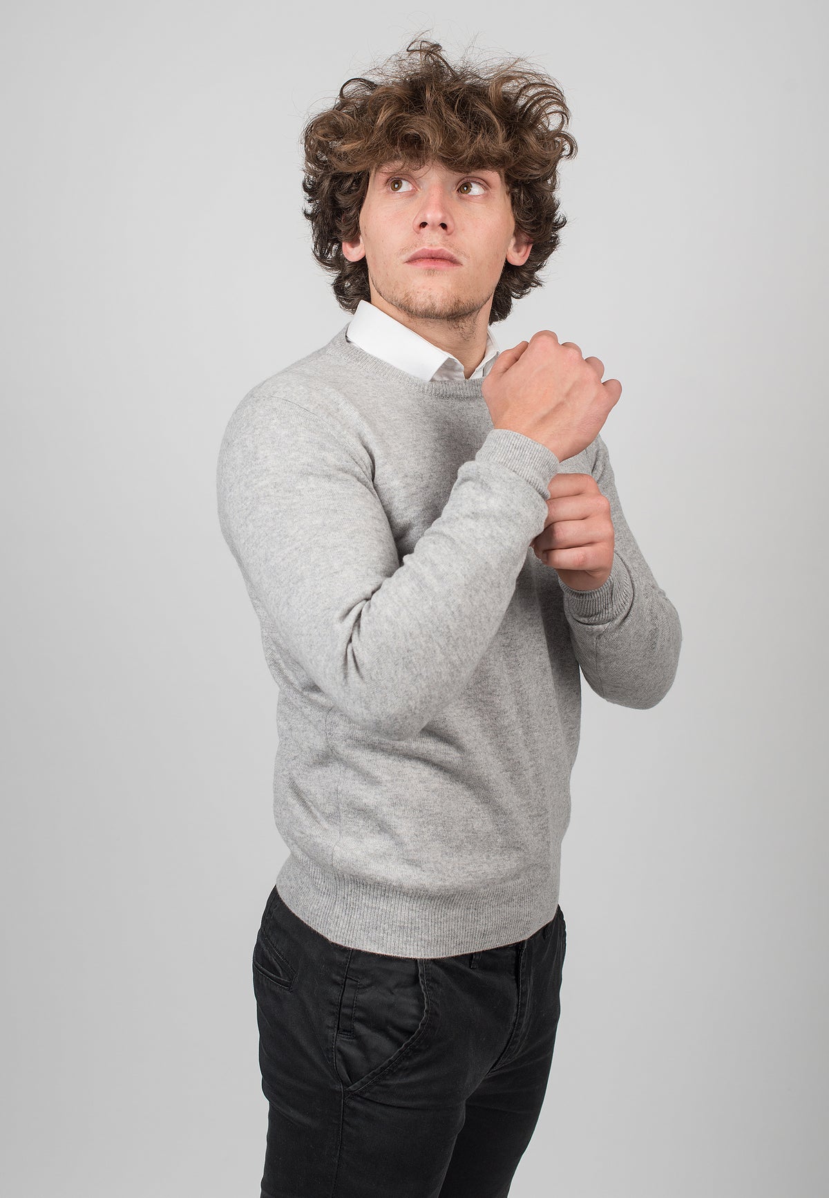 Gray Men's 100% Cashmere Crewneck, view 3