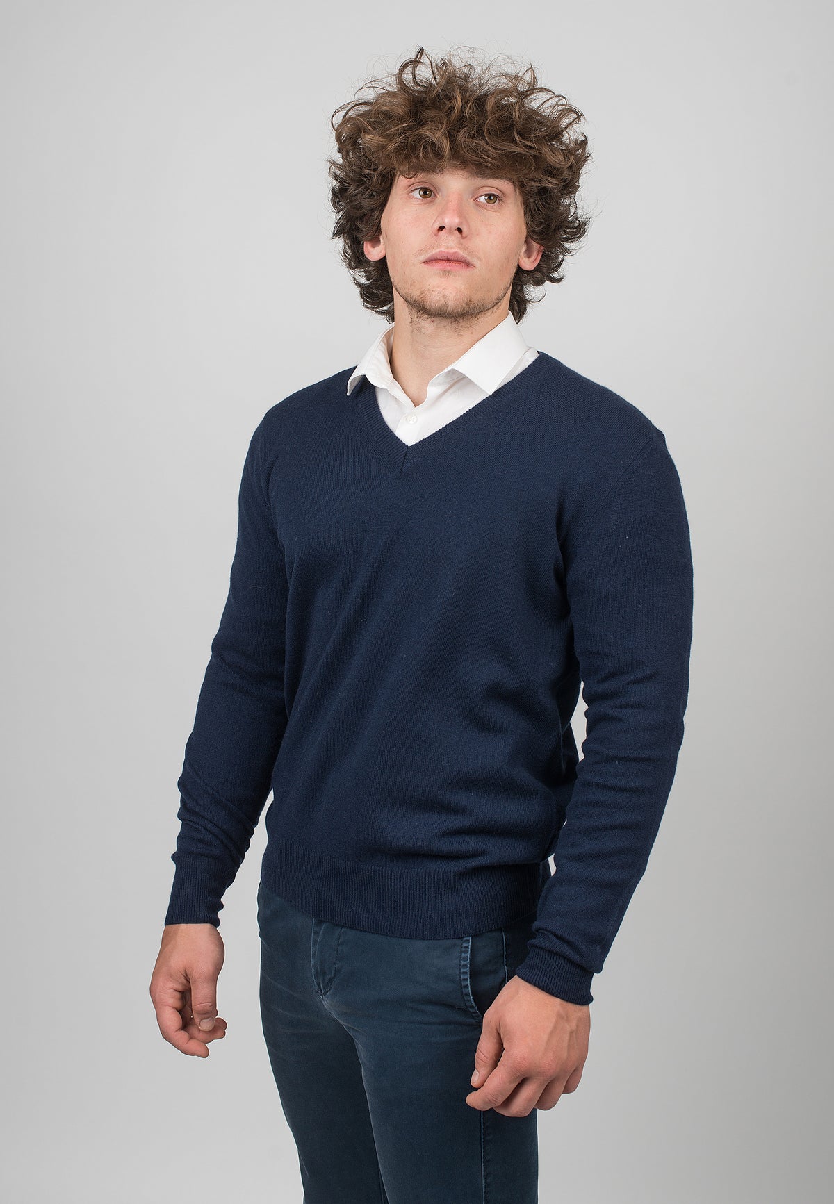 Blue Men's 100% Cashmere V-Neck, view 2