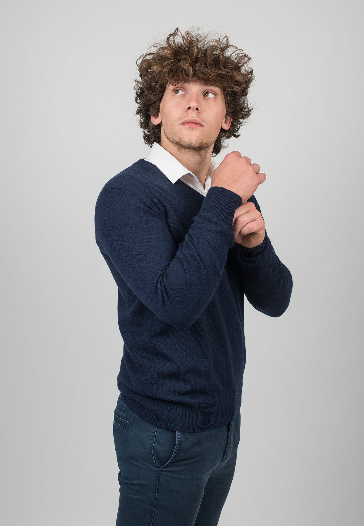 Blue Men's 100% Cashmere V-Neck, view 3