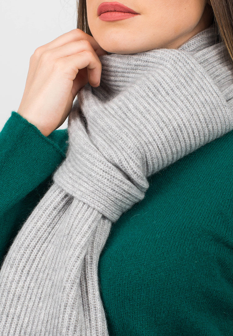 Gray Women's Fisherman's Rib 100% Cashmere Scarf, view 3