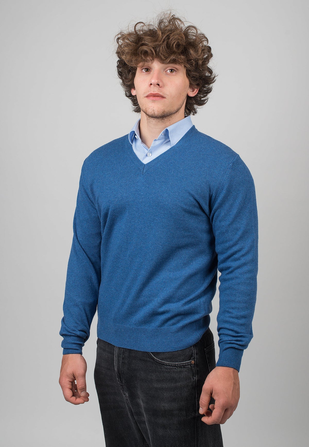Royal Blue Men's Cashmere Blend V-Neck, view 2