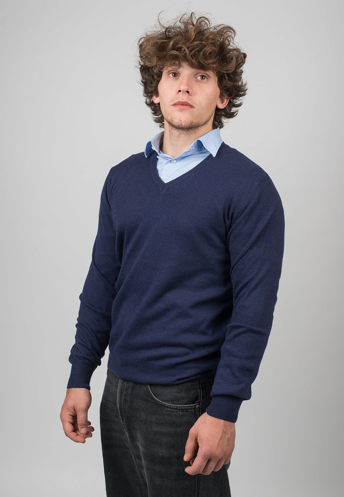 Blue Men's Cashmere Blend V-Neck, view 2