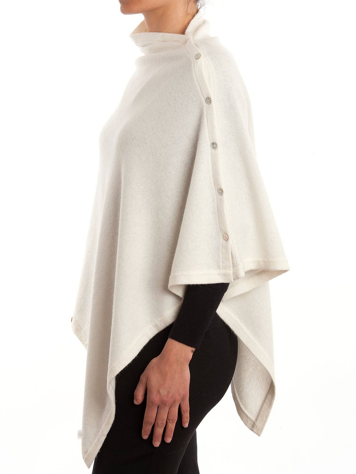 Sweater cape with buttons 2025